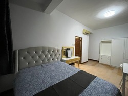 Elizabeth Tower (D9), Apartment #517147631